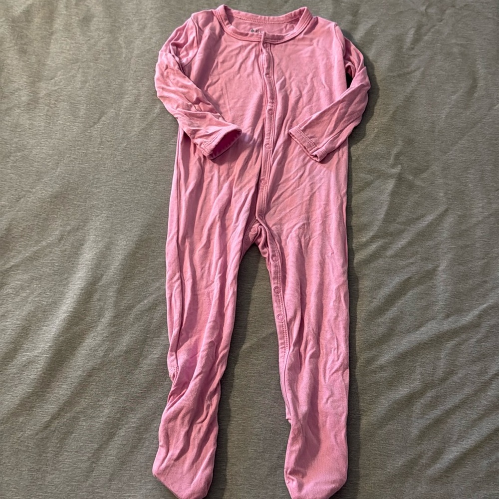 Kyte baby snap footie
